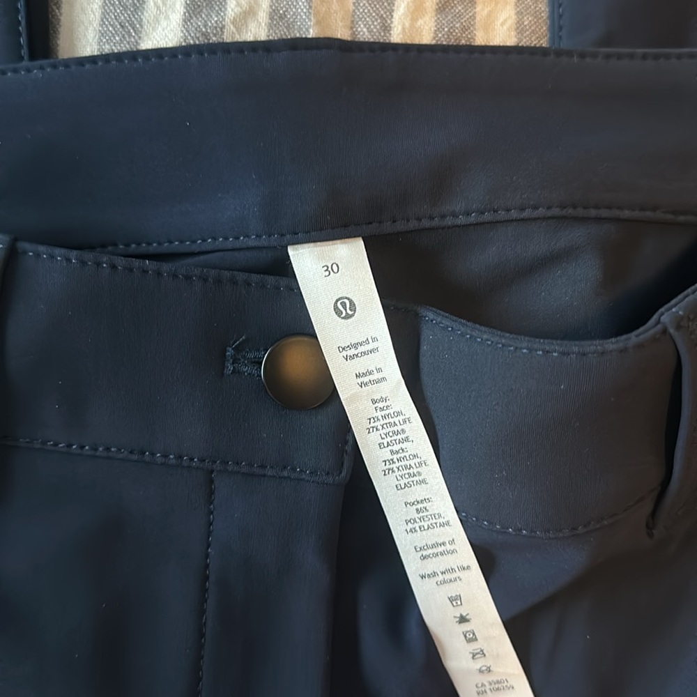LULULEMON City Sleek Slim Fit HR Pant (NWT!) - Picture 3 of 4